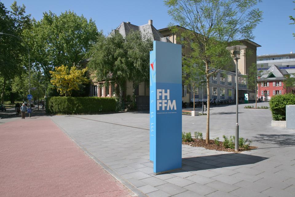 Wegeleitsystem-Orientierungssystem-FH-Frankfurt-Bild6