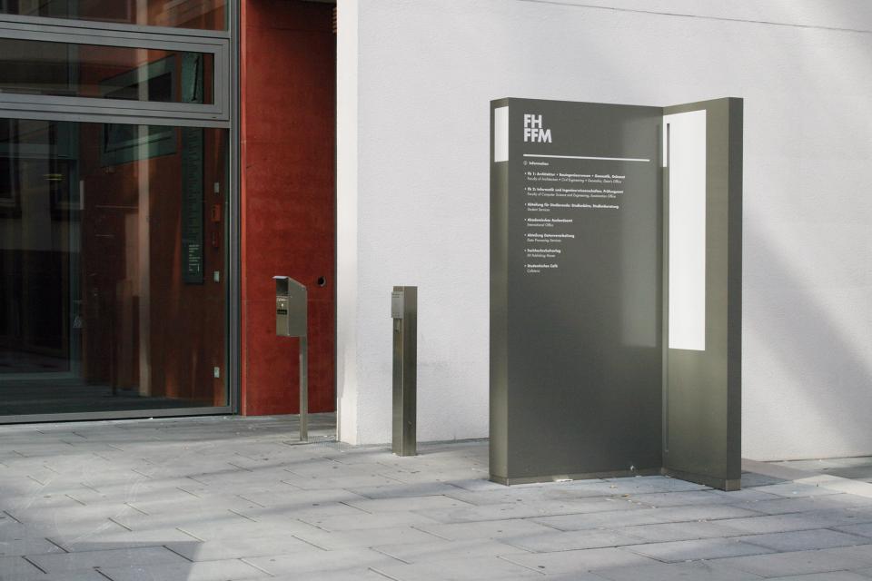 Wegeleitsystem-Orientierungssystem-FH-Frankfurt-Bild7